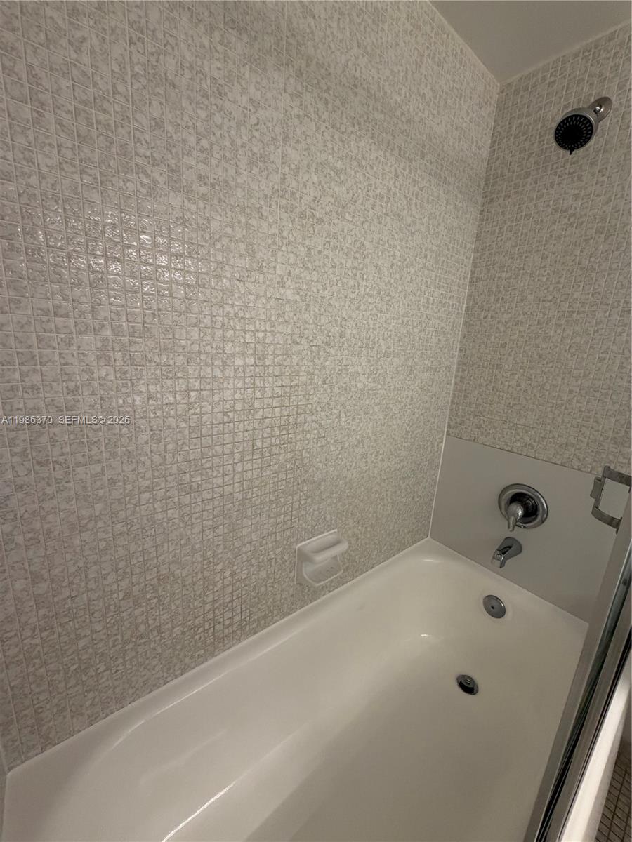 MIRADOR 1200 CONDO - Residential Lease