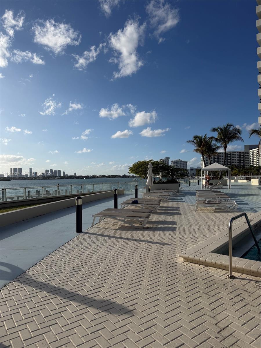 MIRADOR 1200 CONDO - Residential Lease