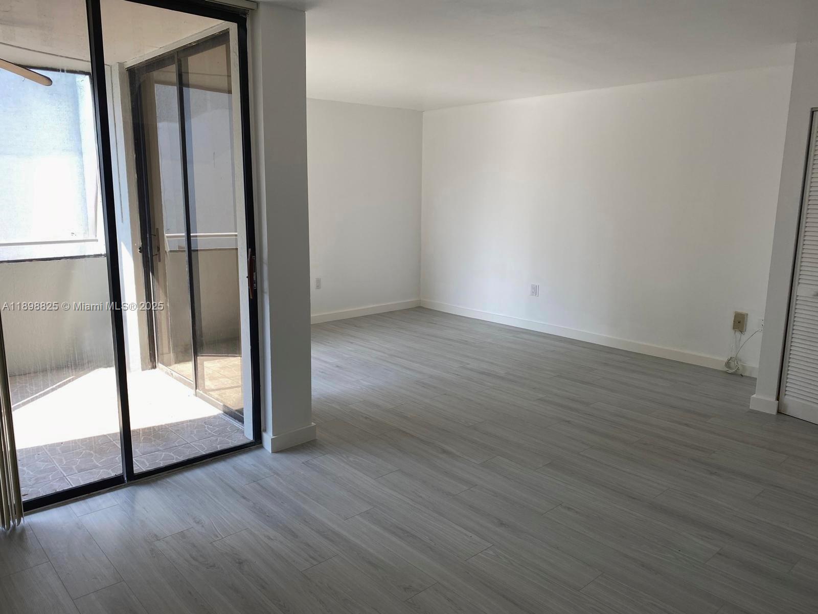 VERABELLA FALLS CONDO - Residential Lease