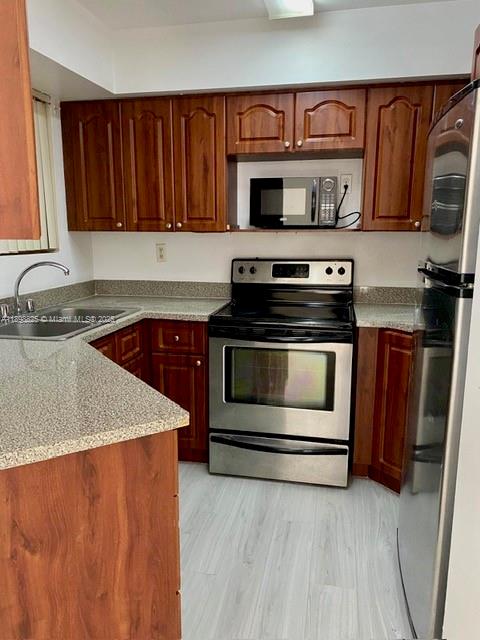 VERABELLA FALLS CONDO - Residential Lease