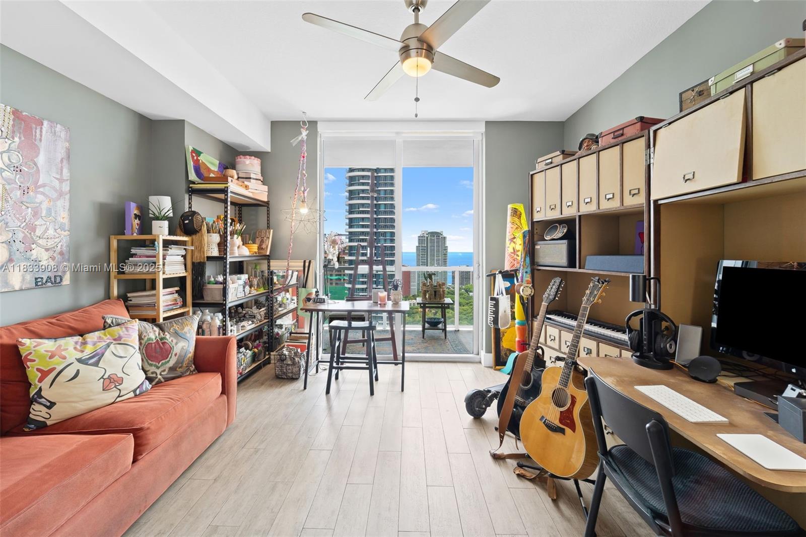 THE AXIS ON BRICKELL COND - Residential