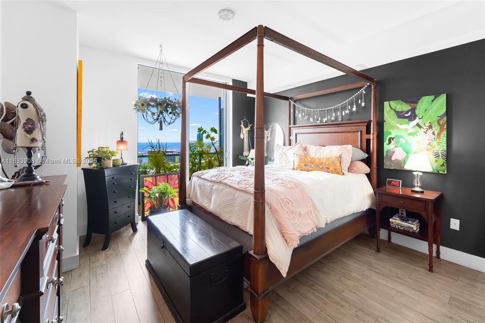 THE AXIS ON BRICKELL COND - Residential