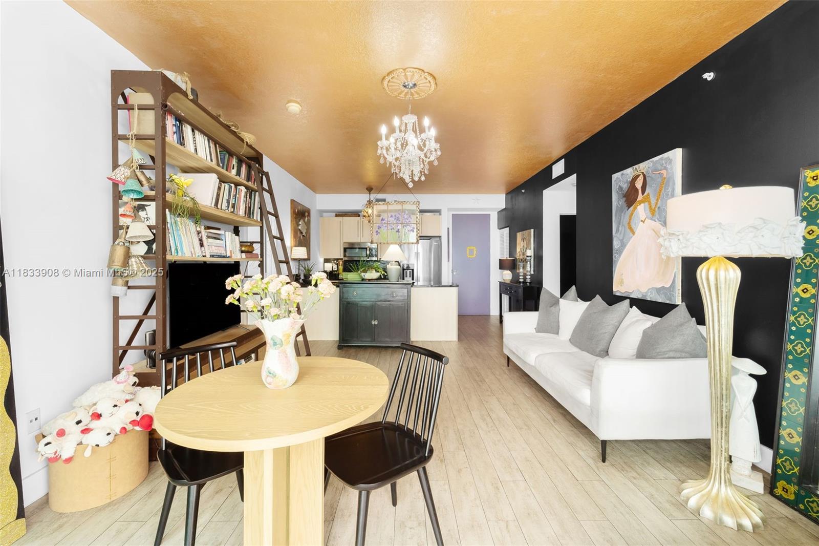 THE AXIS ON BRICKELL COND - Residential