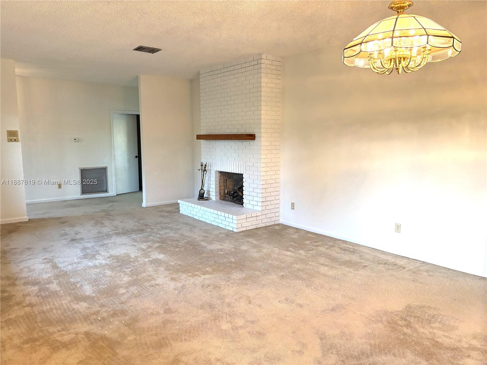 LAGO MAR COLONY - Residential