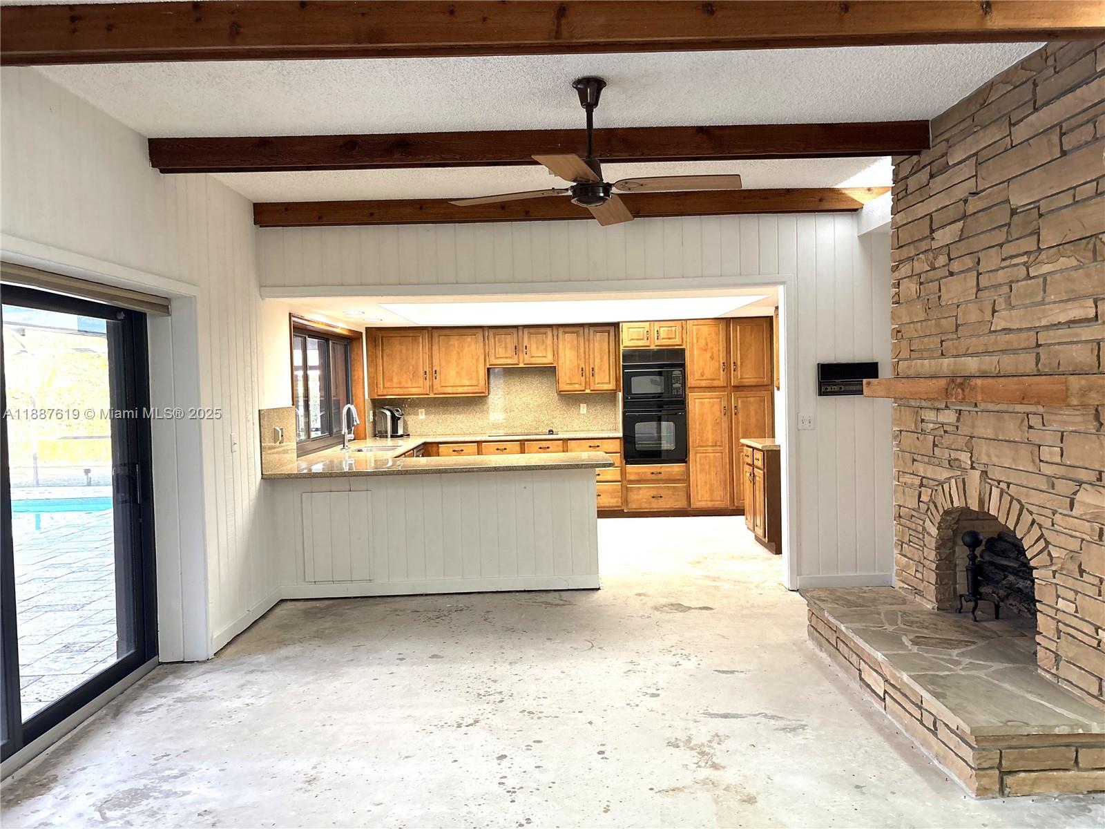 LAGO MAR COLONY - Residential