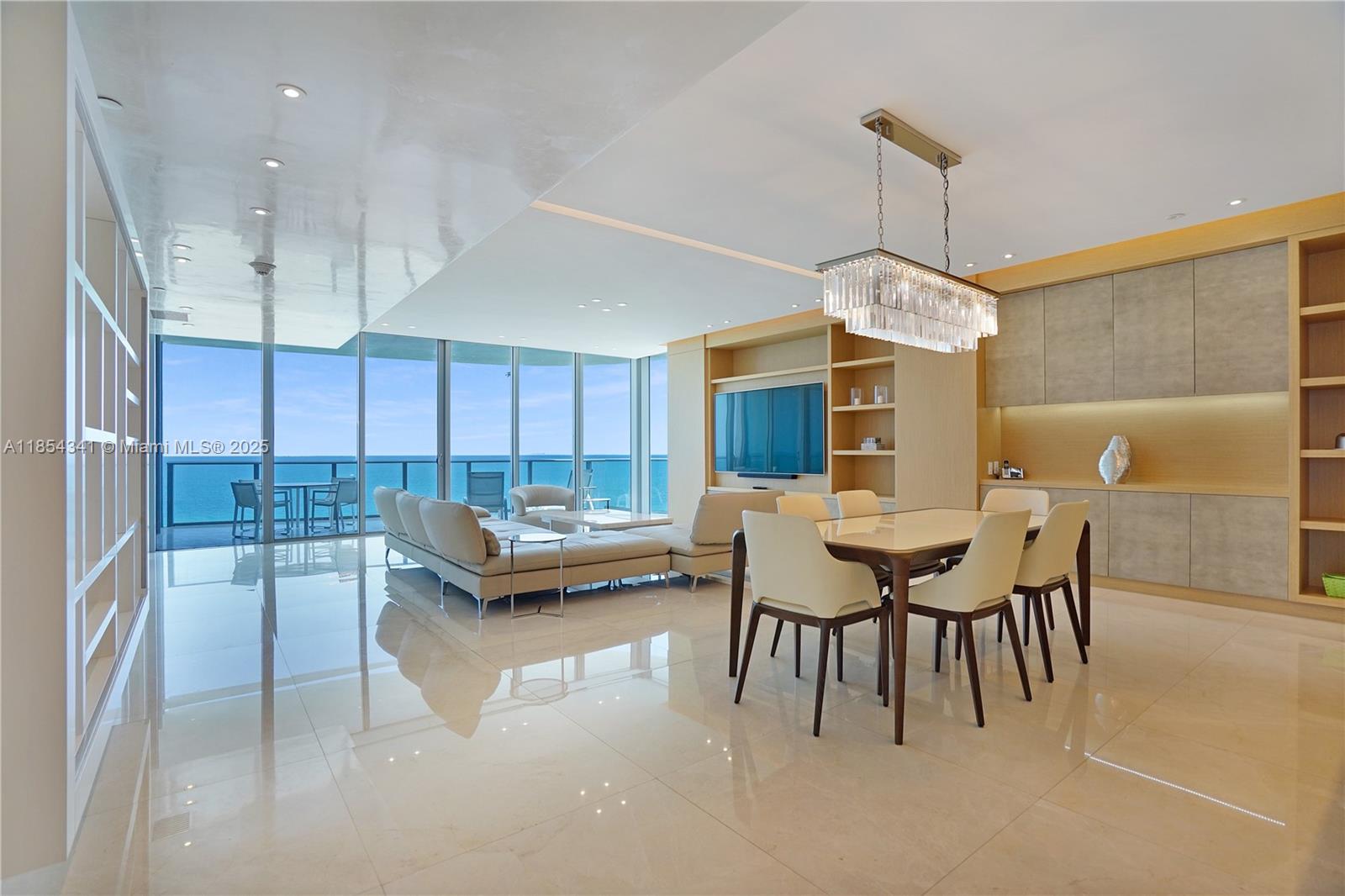 17475 Collins Ave 601