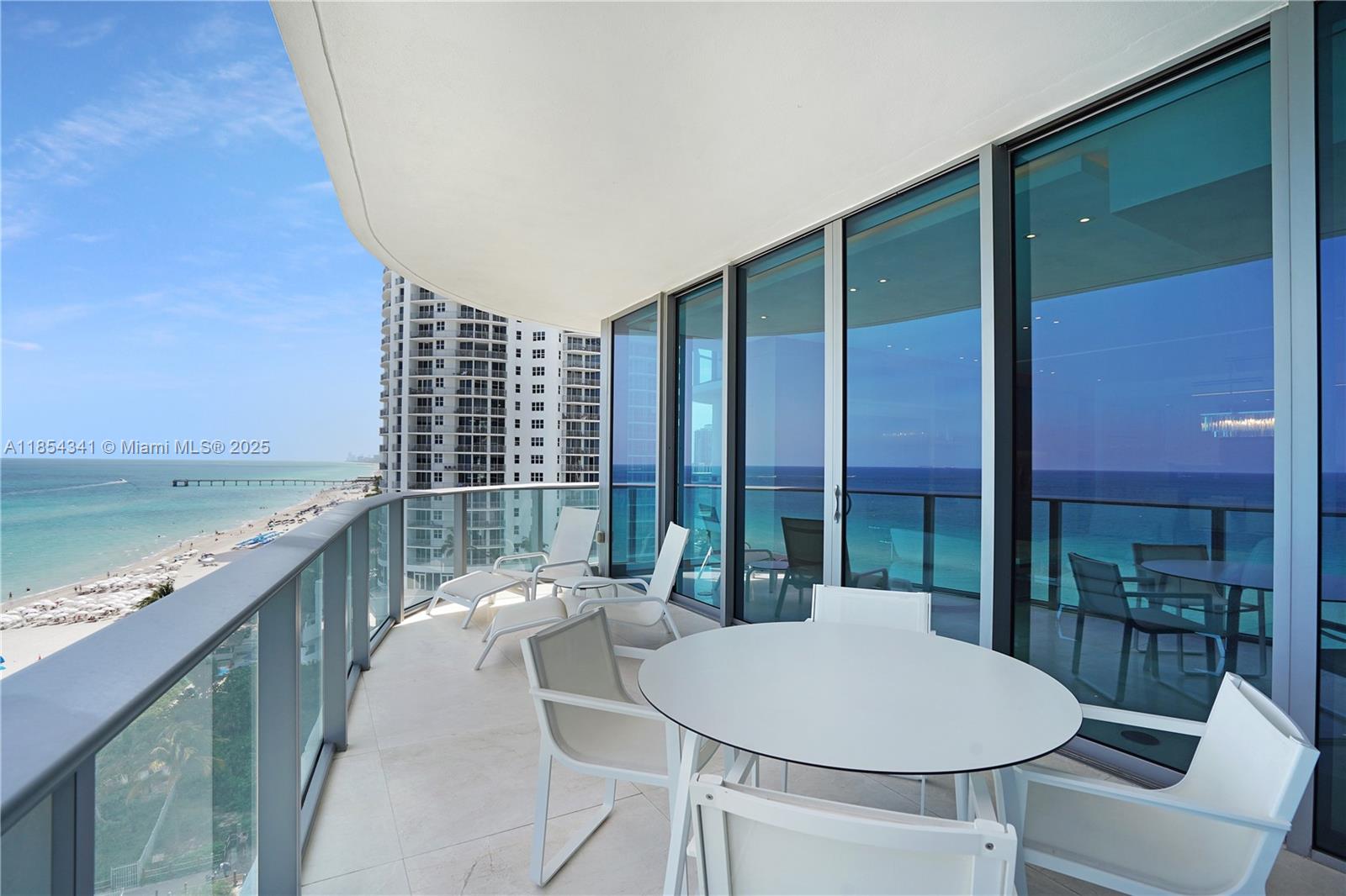 17475 Collins Ave 601