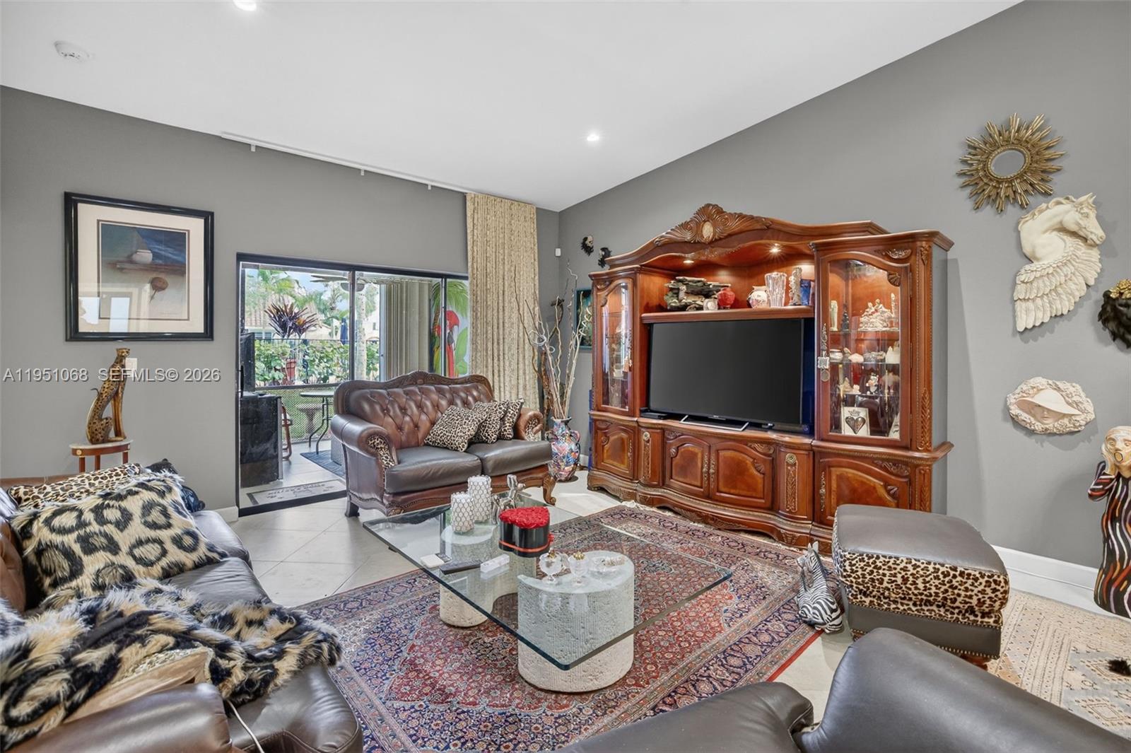 COSTAIN VILLAS HARBOR VIL - Residential