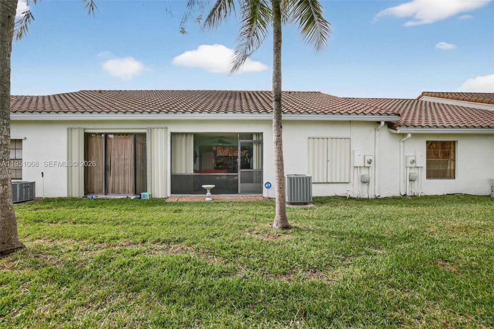 COSTAIN VILLAS HARBOR VIL - Residential