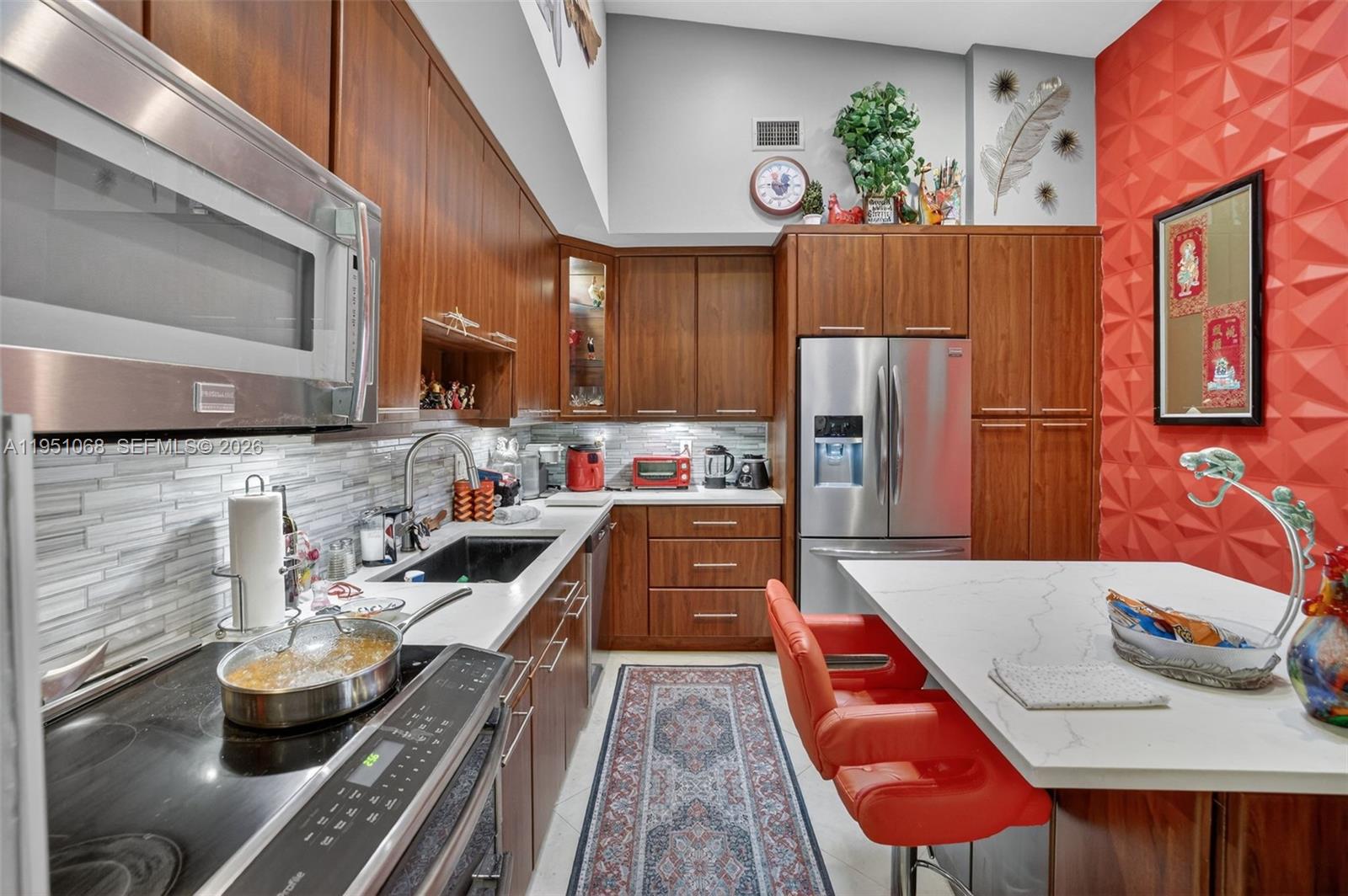 COSTAIN VILLAS HARBOR VIL - Residential