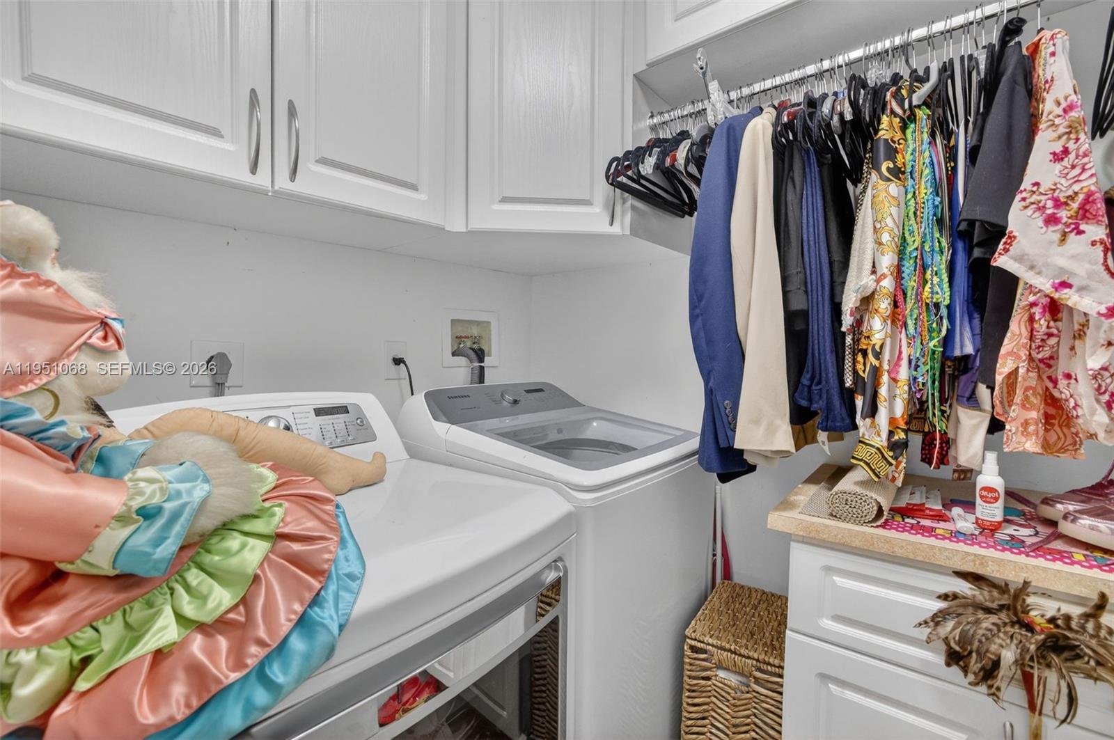 COSTAIN VILLAS HARBOR VIL - Residential