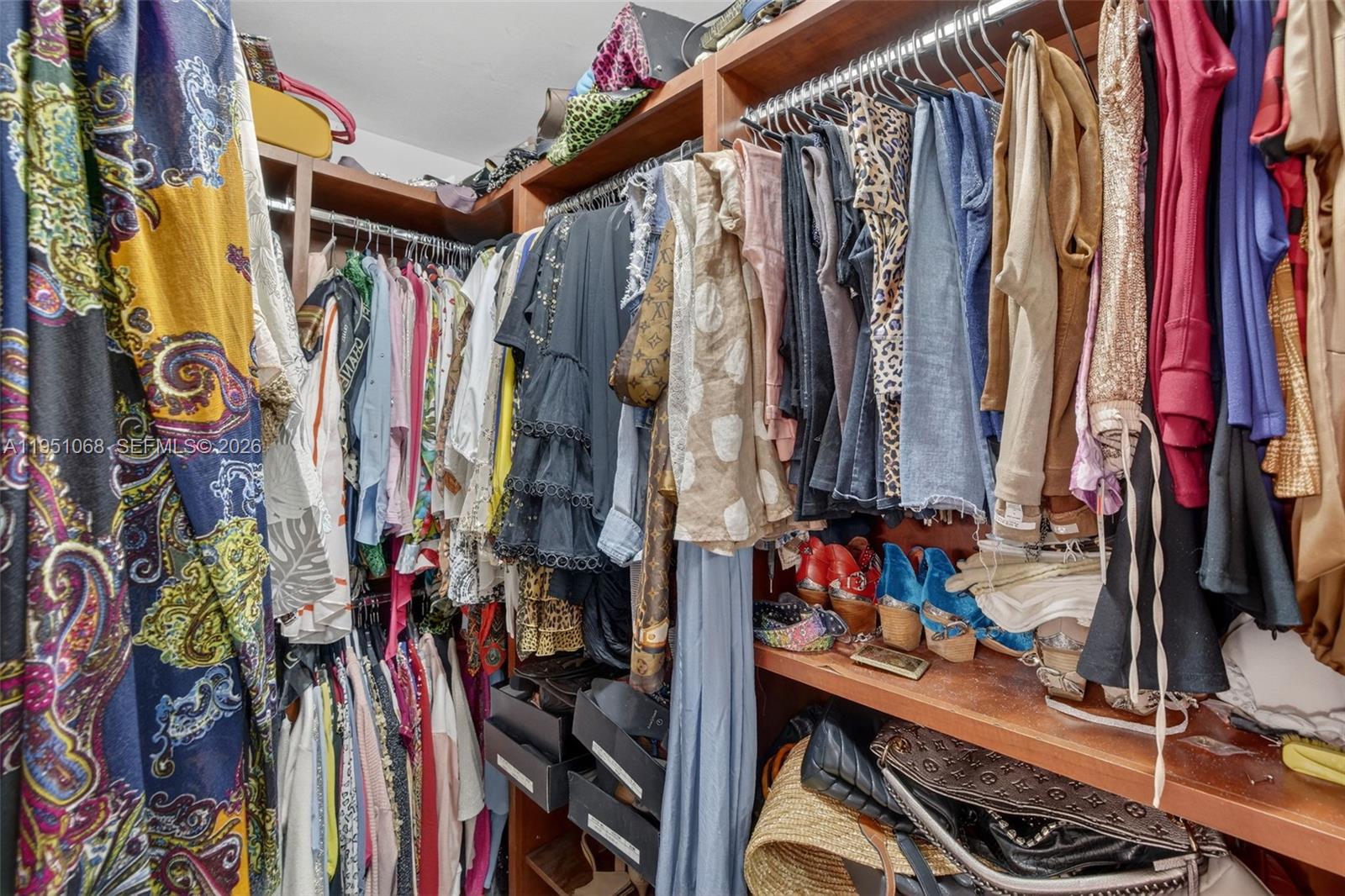 COSTAIN VILLAS HARBOR VIL - Residential