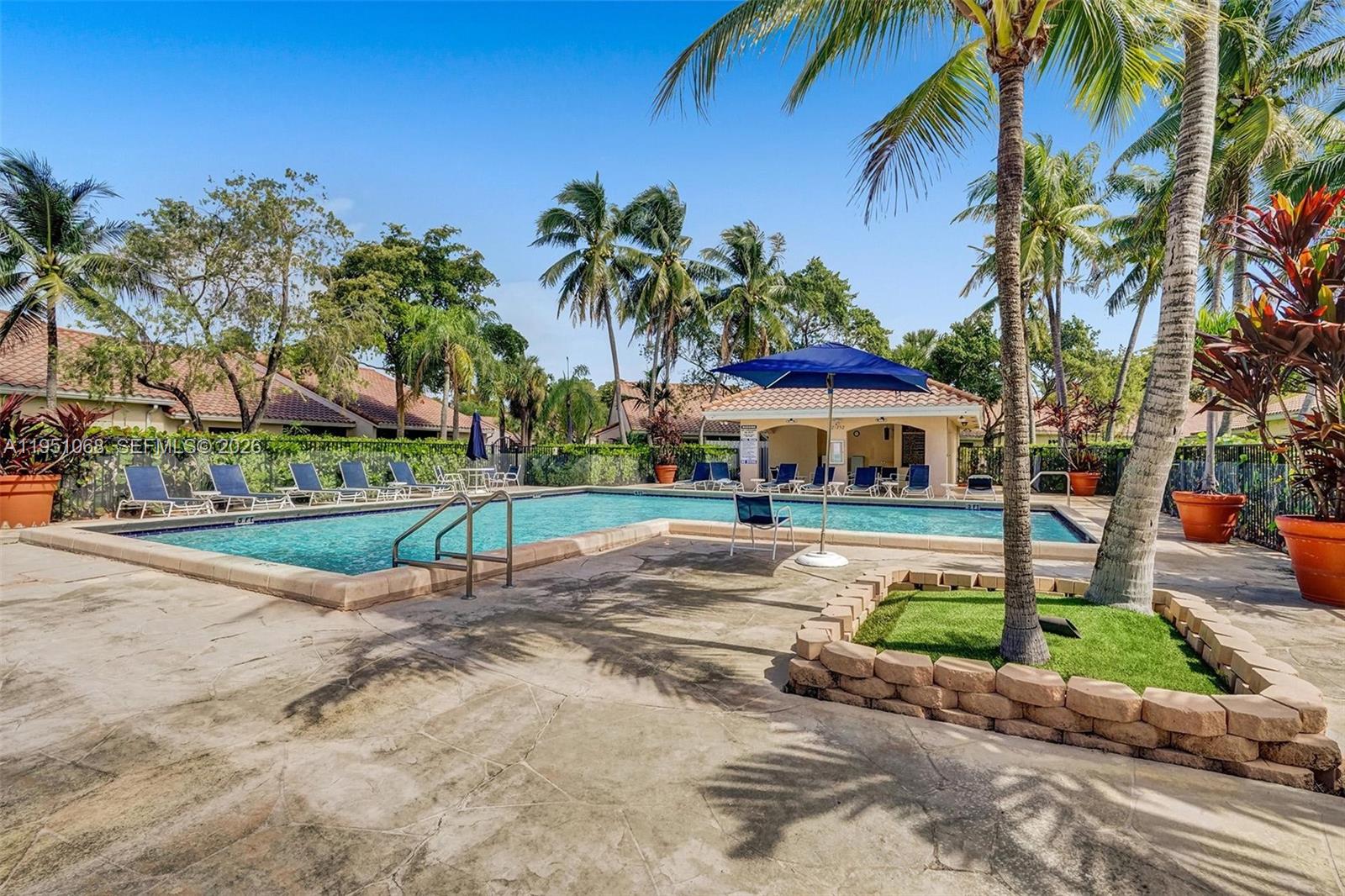 COSTAIN VILLAS HARBOR VIL - Residential