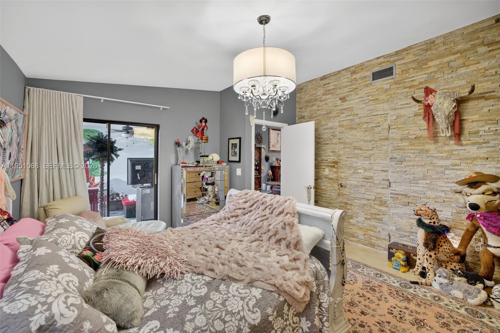 COSTAIN VILLAS HARBOR VIL - Residential