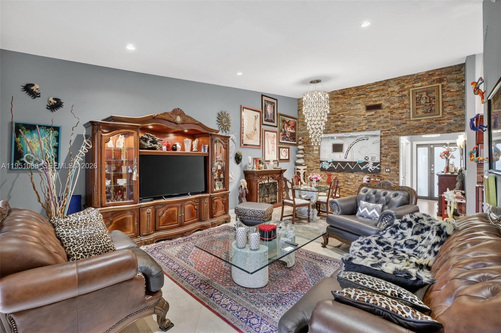 COSTAIN VILLAS HARBOR VIL - Residential