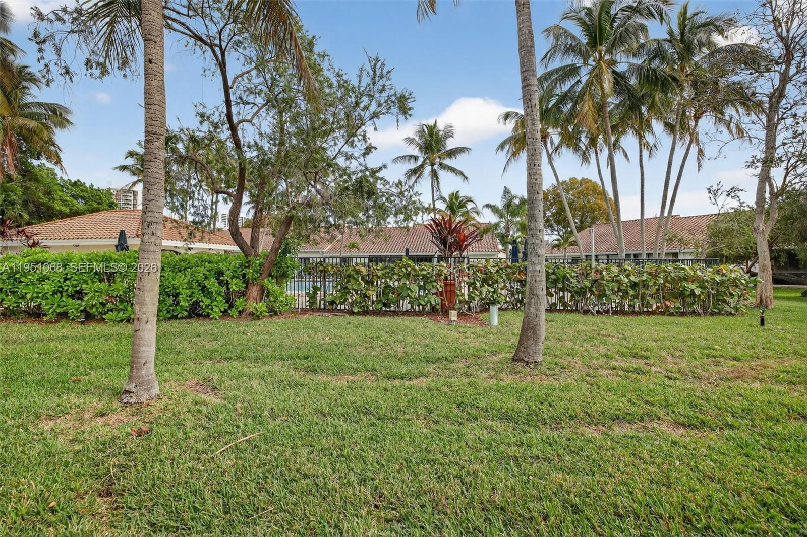 COSTAIN VILLAS HARBOR VIL - Residential