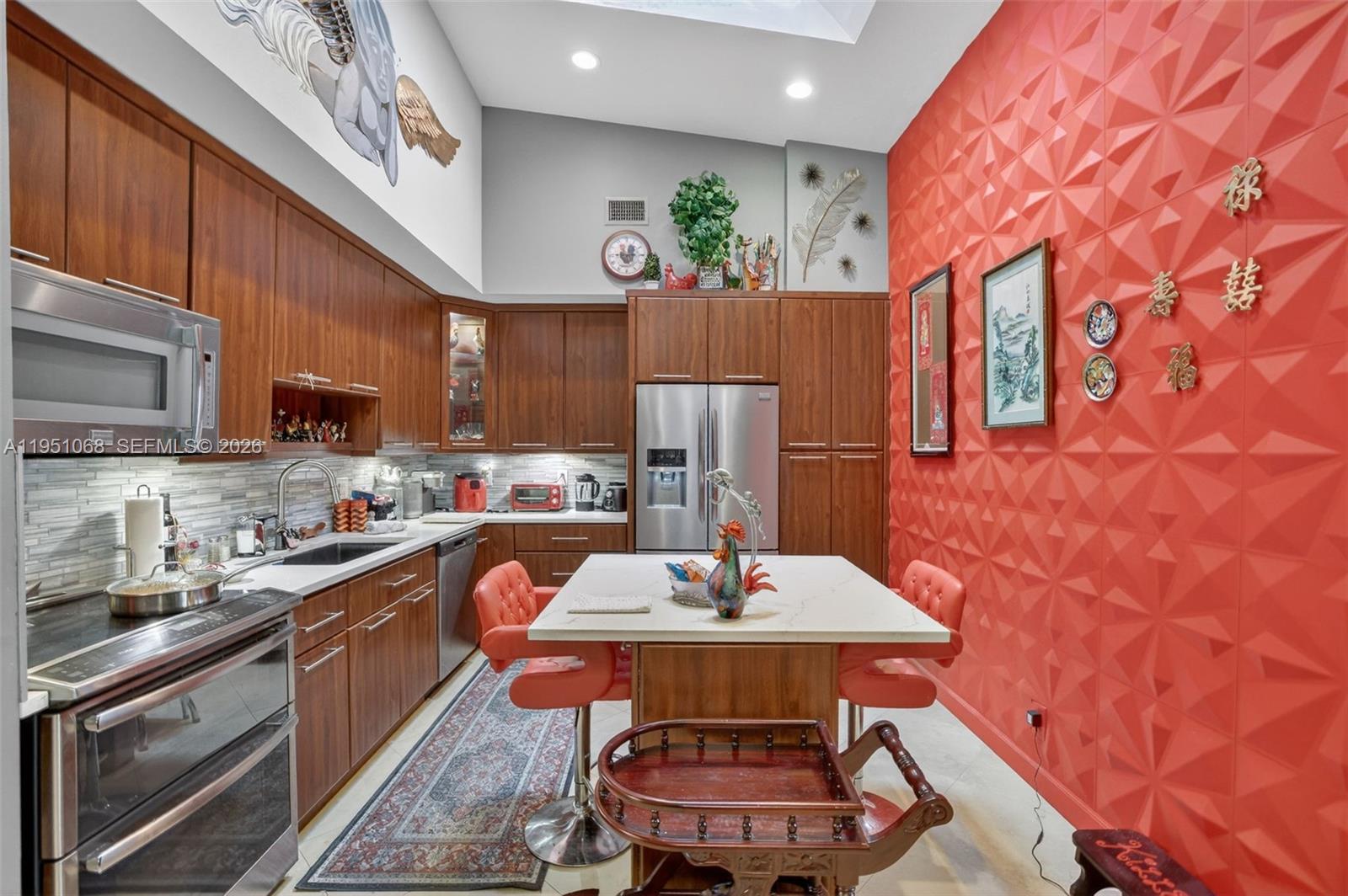 COSTAIN VILLAS HARBOR VIL - Residential