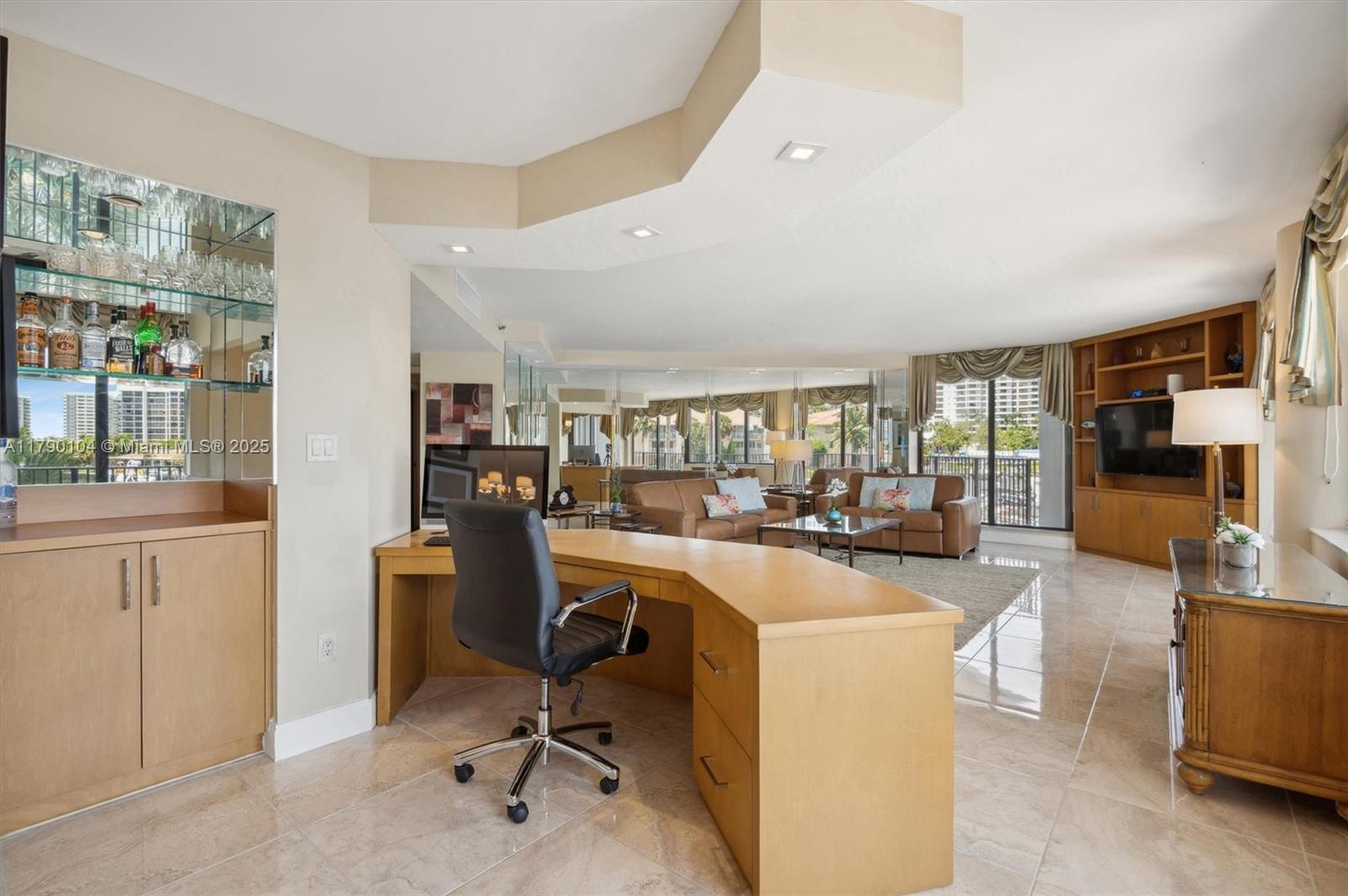 ANCHOR BAY CLUB CONDO - Residential