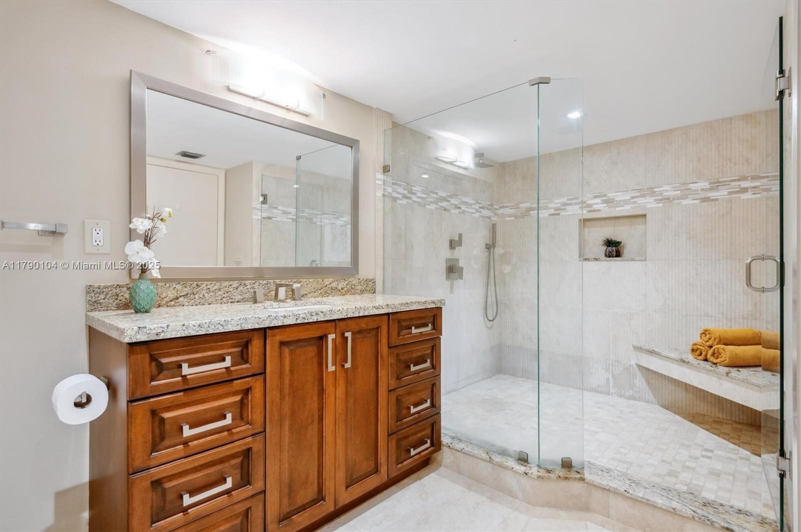 ANCHOR BAY CLUB CONDO - Residential