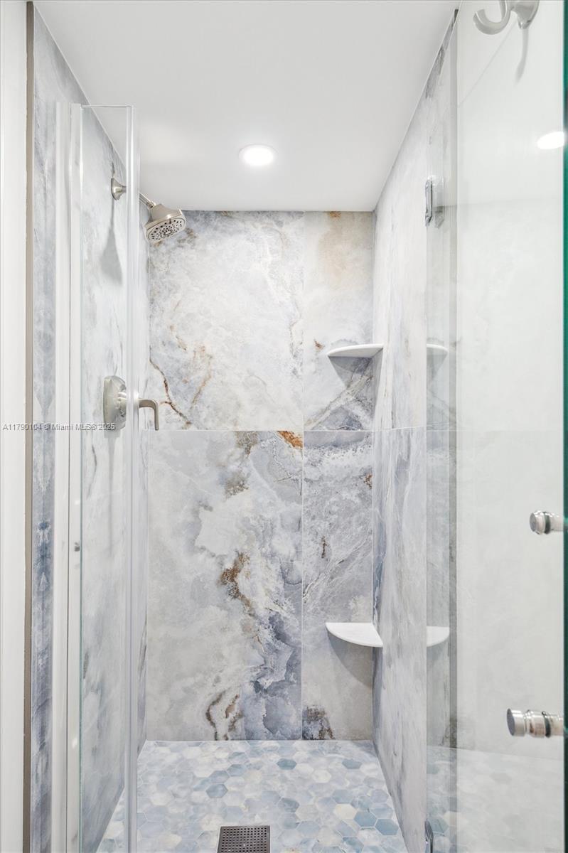 ANCHOR BAY CLUB CONDO - Residential