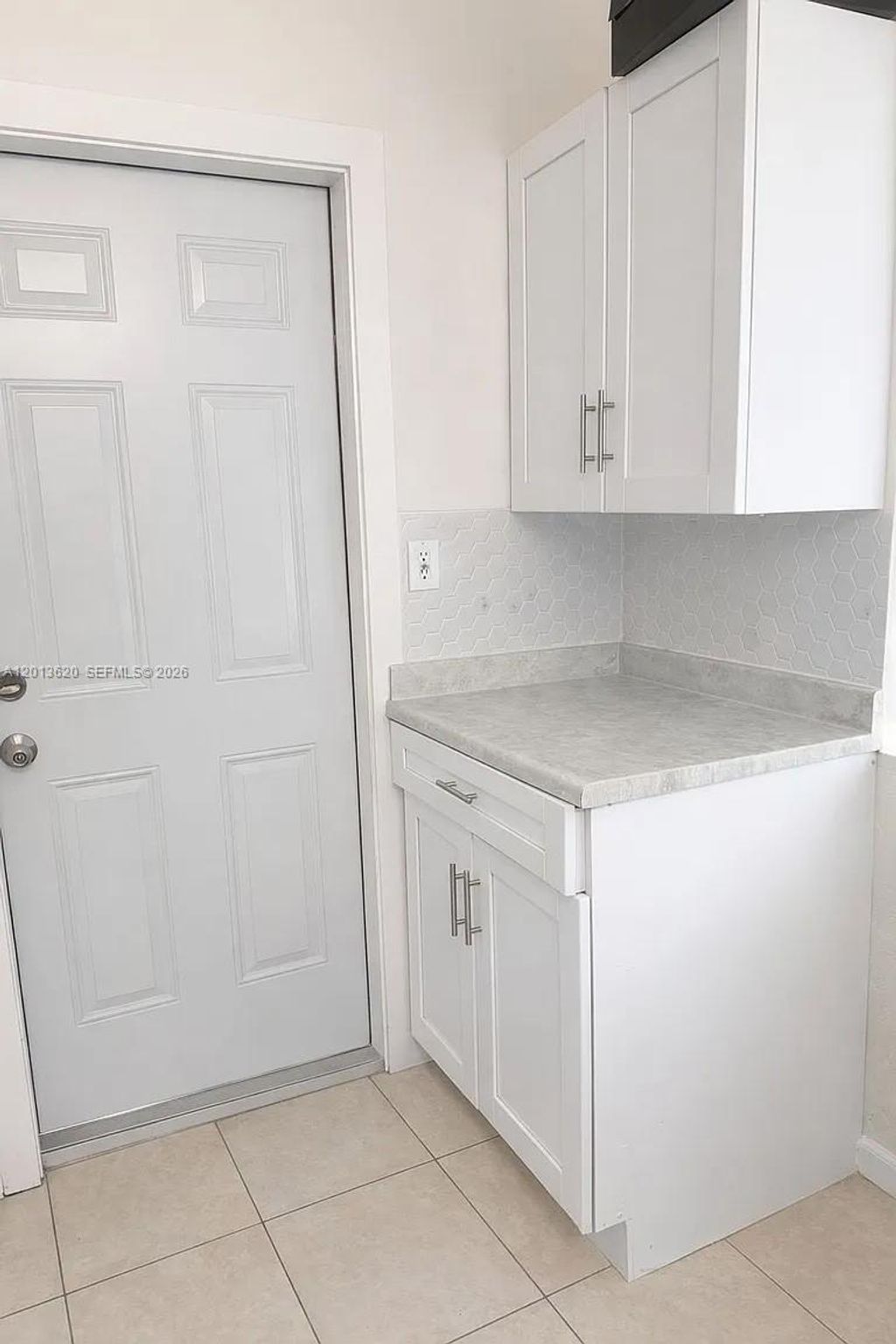 Photo of 1001 NE 10th St #2, Hallandale Beach, FL 33009 (MLS # A12013620)