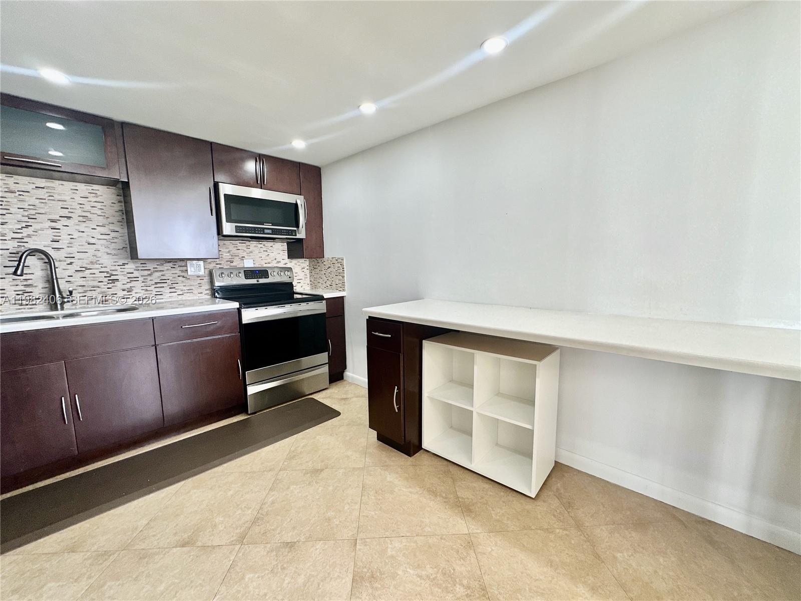 PARKER DORADO CONDO - Residential Lease