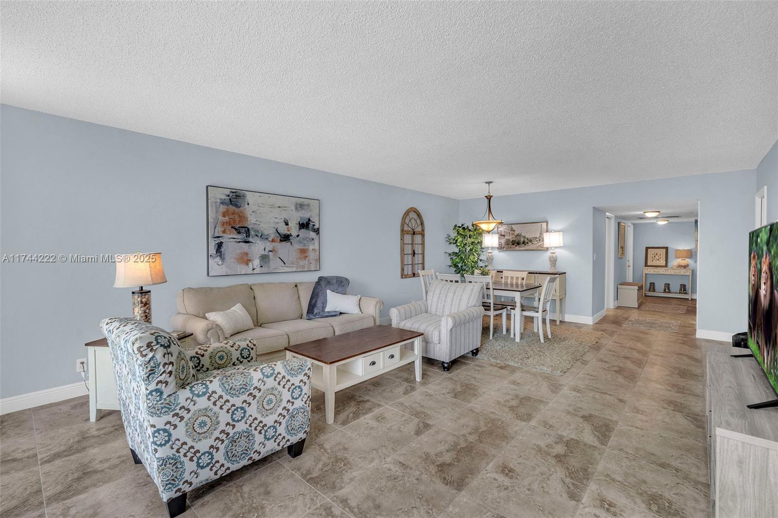 4000 Cypress Grove Way 210