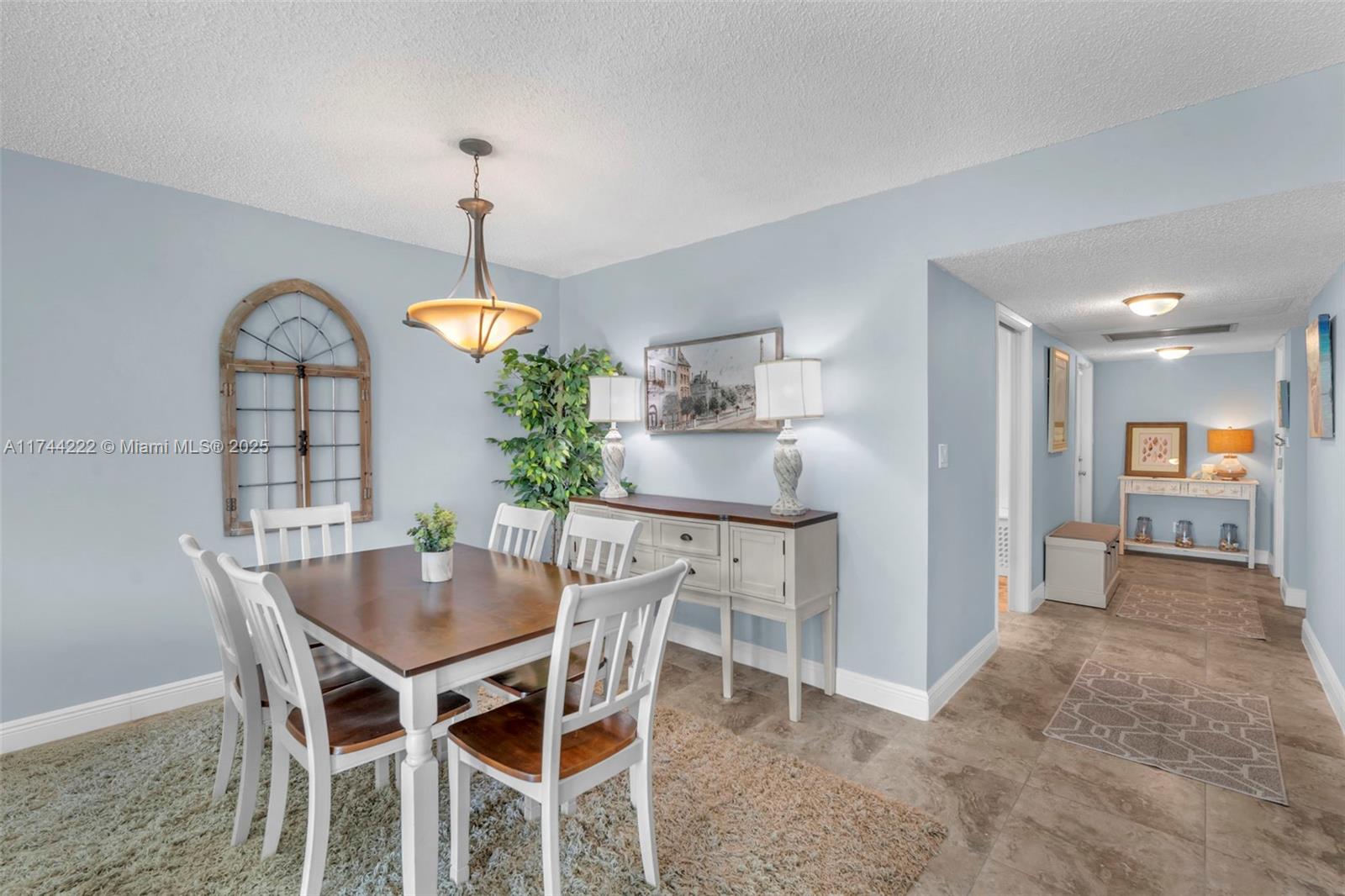 NO 125 PALM-AIRE COUNTRY - Residential