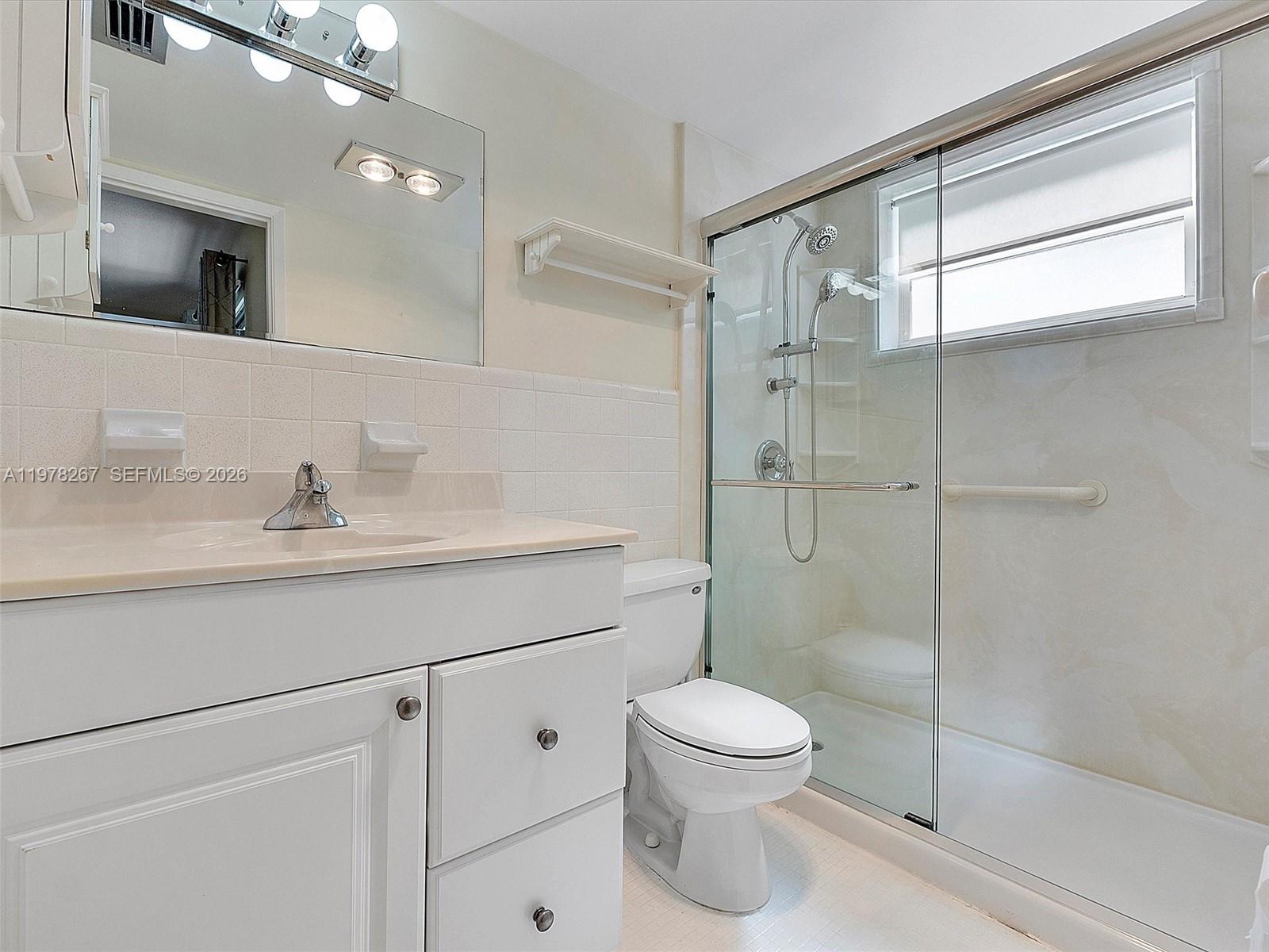 LIGHTHOUSE POINT GARDENS - Residential