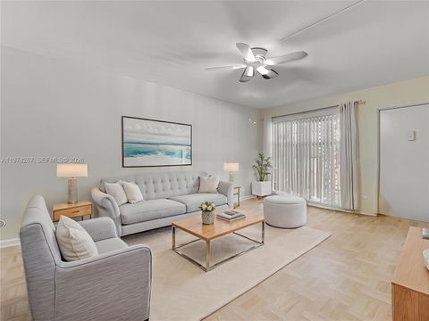 Photo of 2050 NE 39th St #W212, Lighthouse Point, FL 33064 (MLS # A11978267)