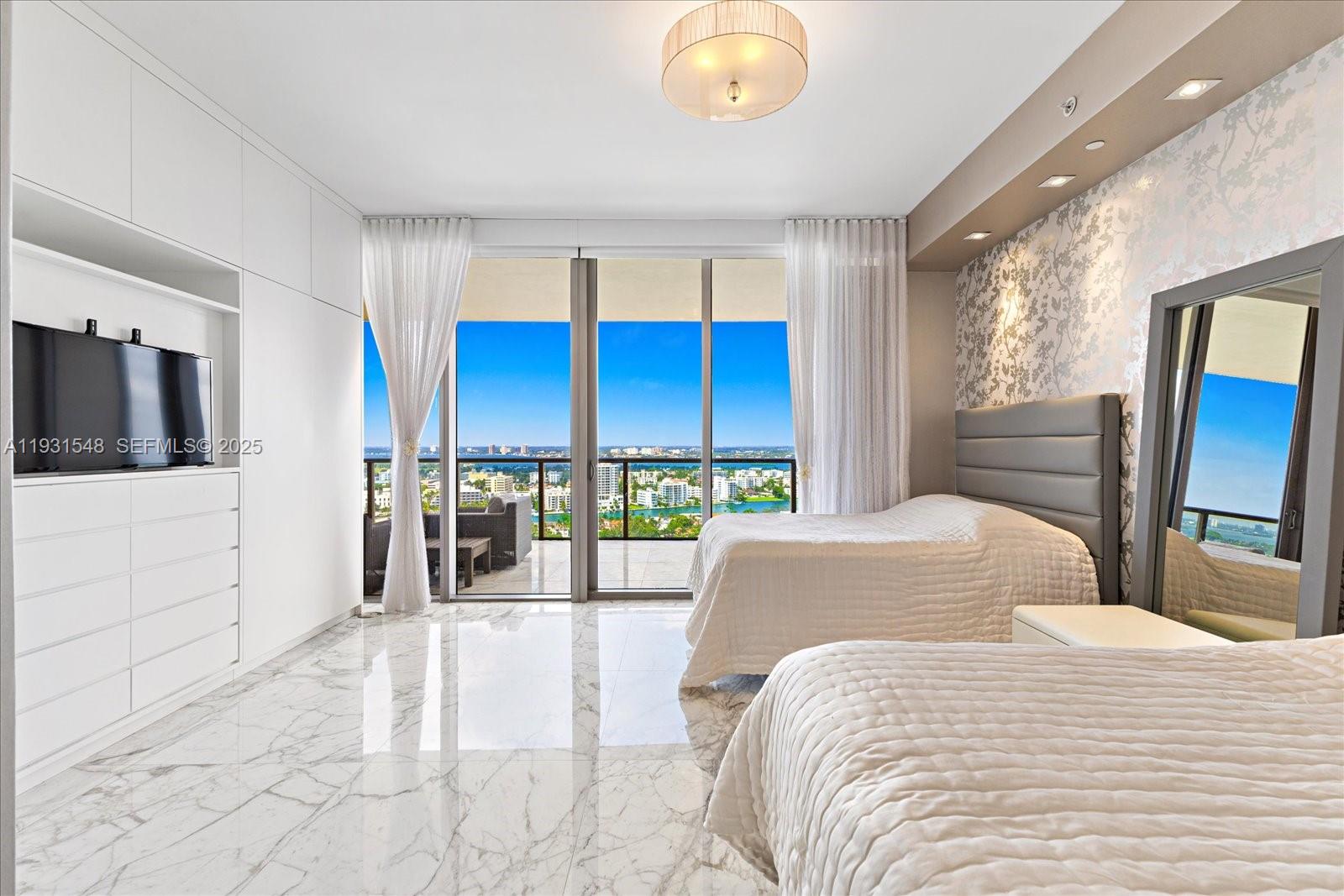 BAL HARBOUR NORTH SOUTH C - Residential
