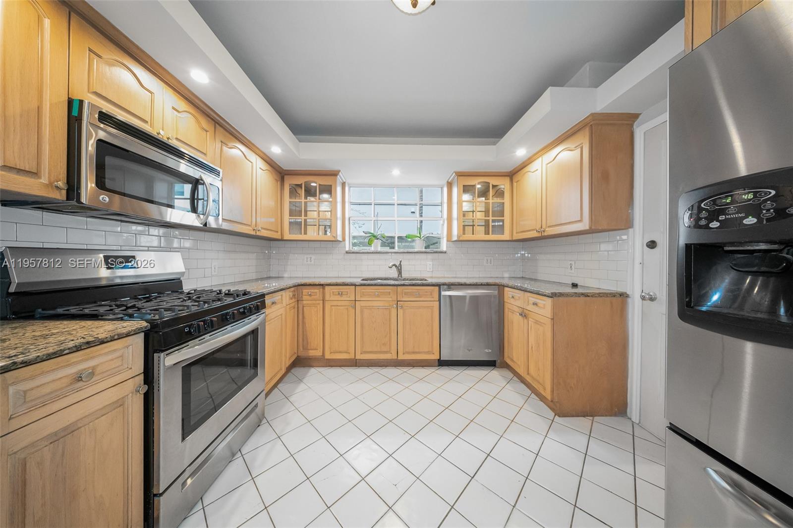 BAYSHORE UNIT NO 3 - Residential