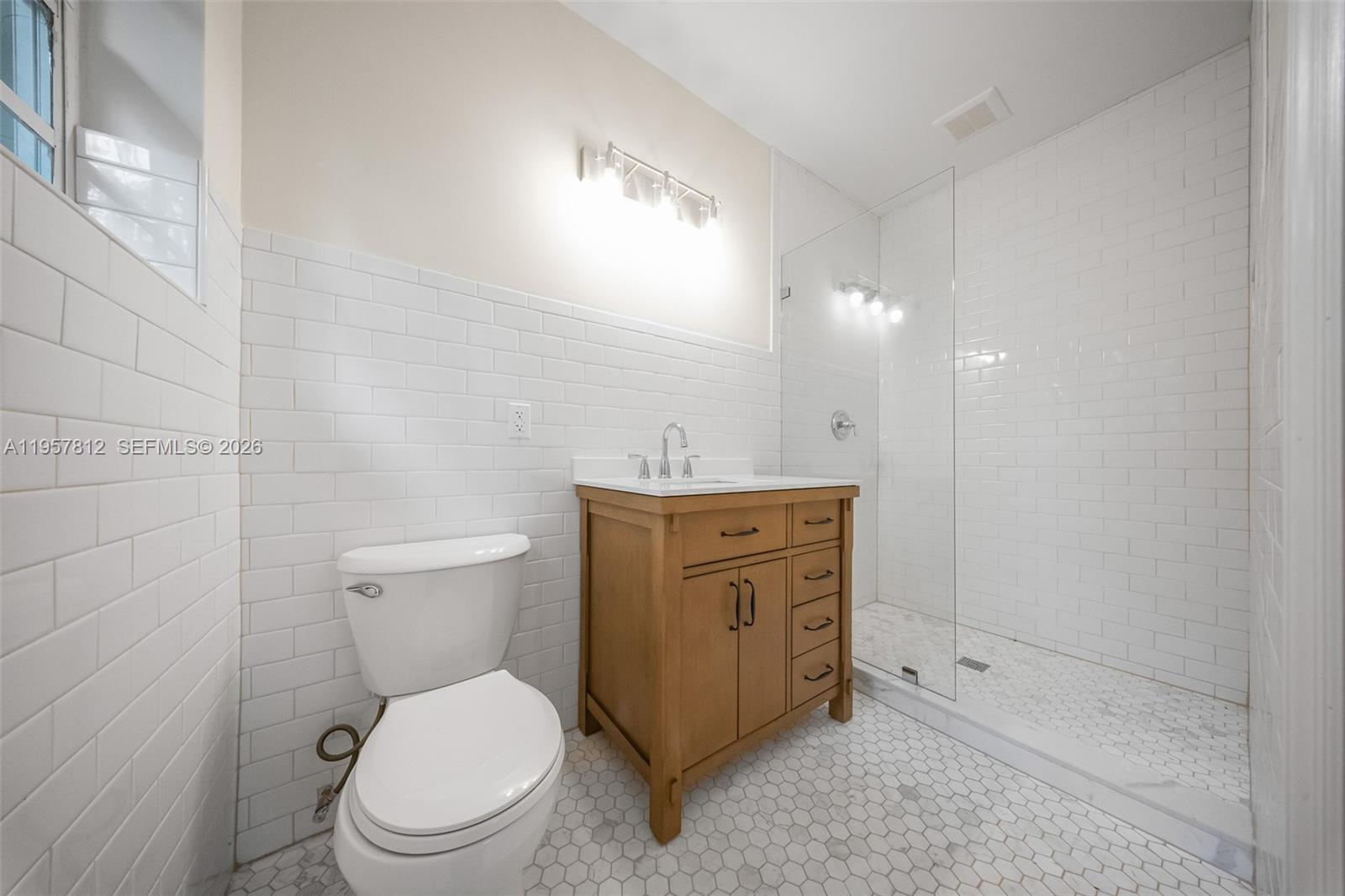 BAYSHORE UNIT NO 3 - Residential