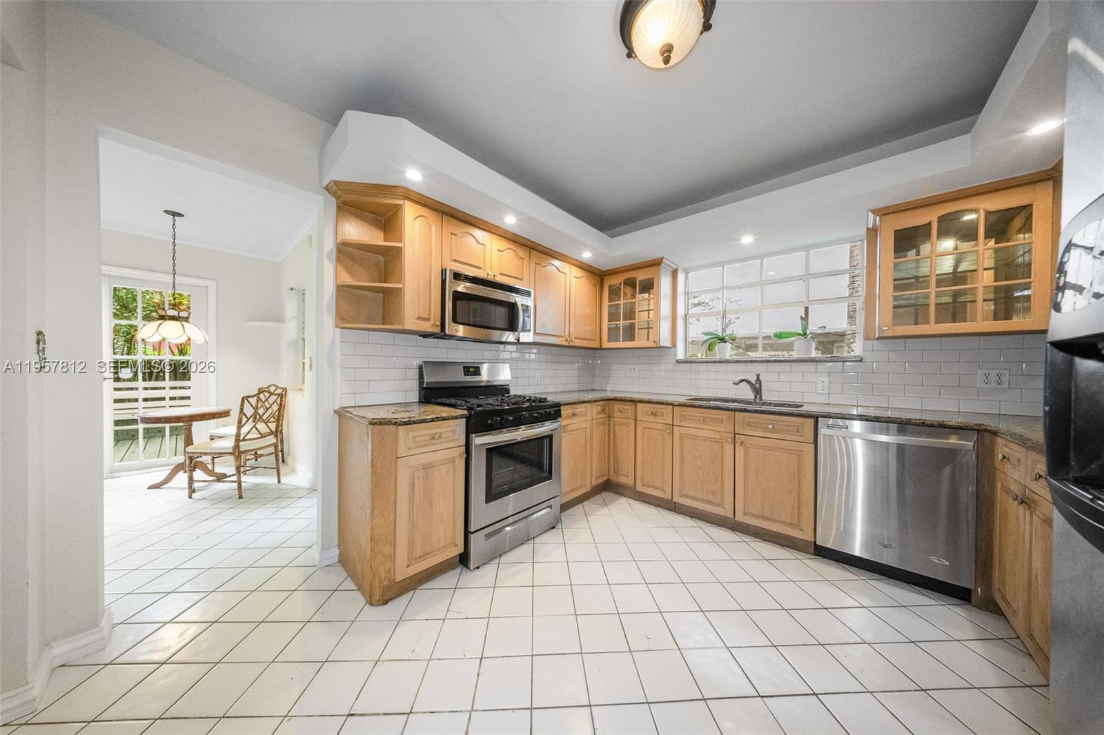 BAYSHORE UNIT NO 3 - Residential