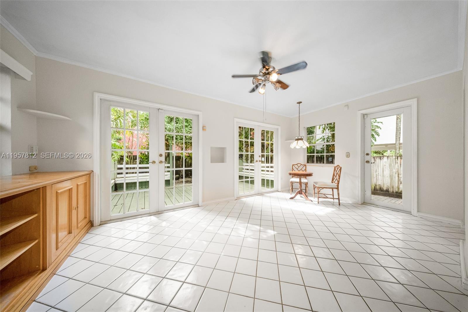 BAYSHORE UNIT NO 3 - Residential