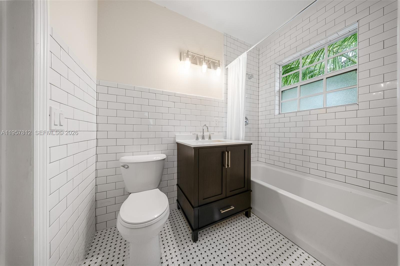 BAYSHORE UNIT NO 3 - Residential