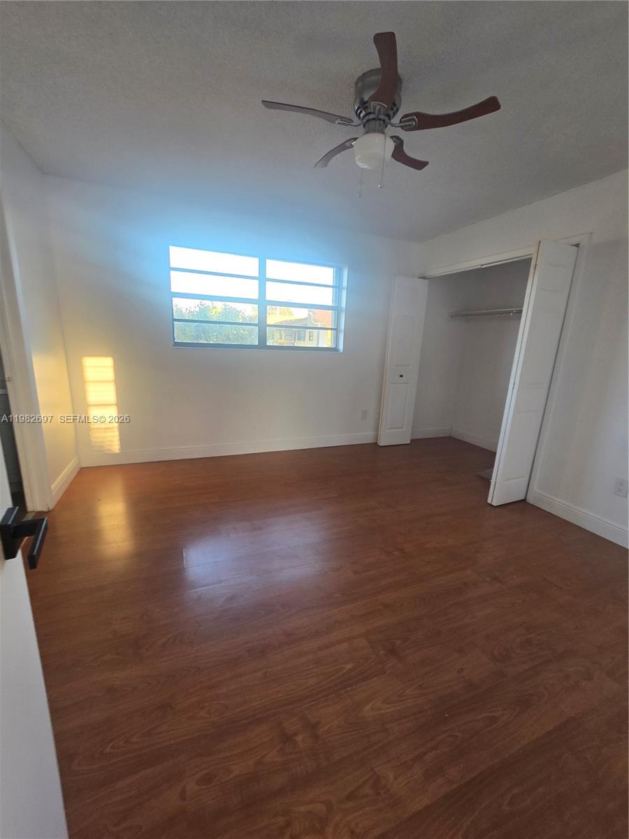 THE PARK TOWNHOMES CONDO - Residential