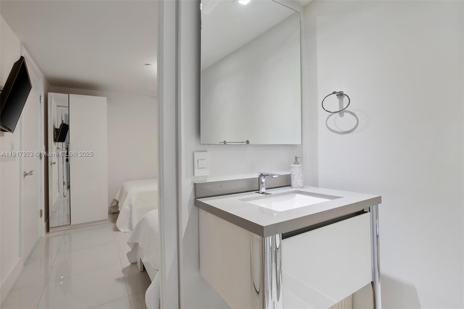 BEACH CLUB THREE CONDO - Residential