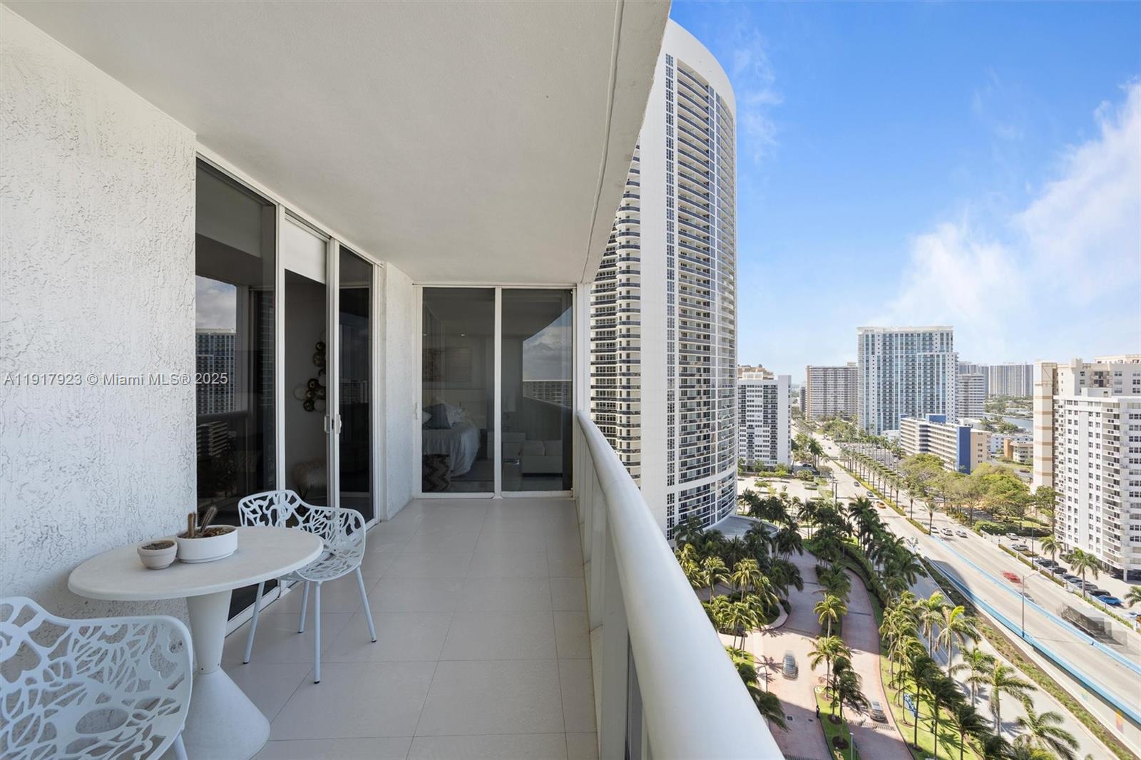 1800 S Ocean Dr 1708