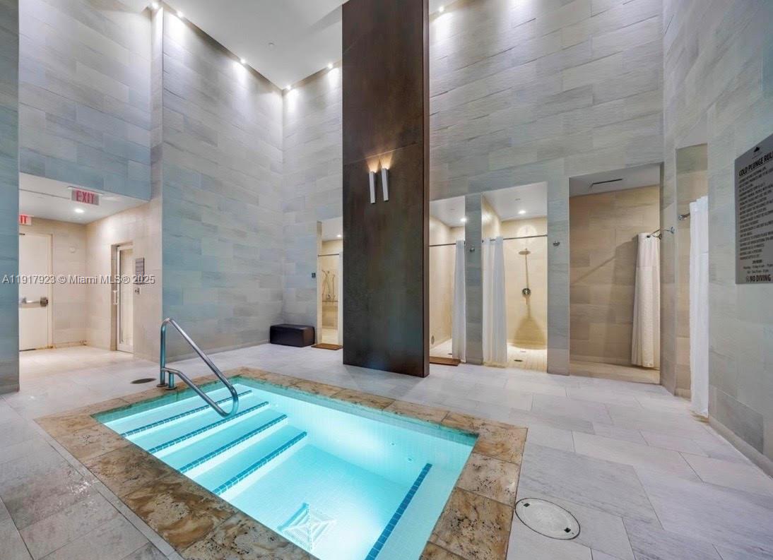 BEACH CLUB THREE CONDO - Residential