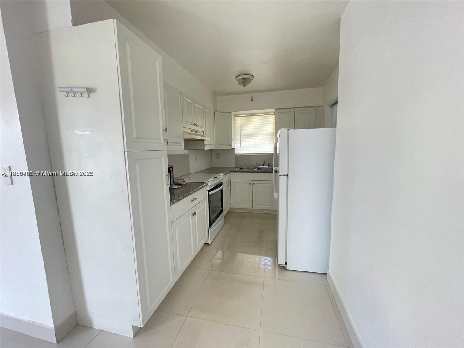 DANIA BEACH SUB RESUB - Residential Income