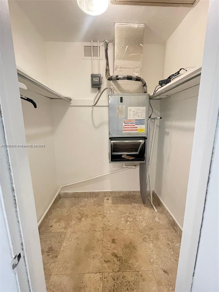 DANIA BEACH SUB RESUB - Residential Income