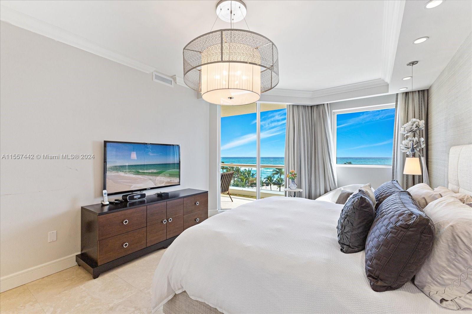 ACQUALINA OCEAN RESIDENCE - Residential