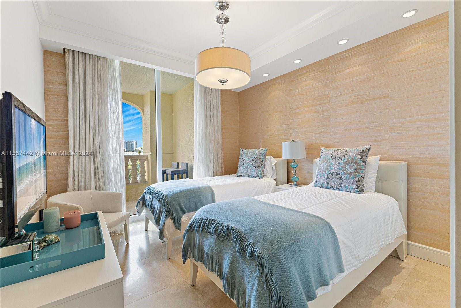 ACQUALINA OCEAN RESIDENCE - Residential