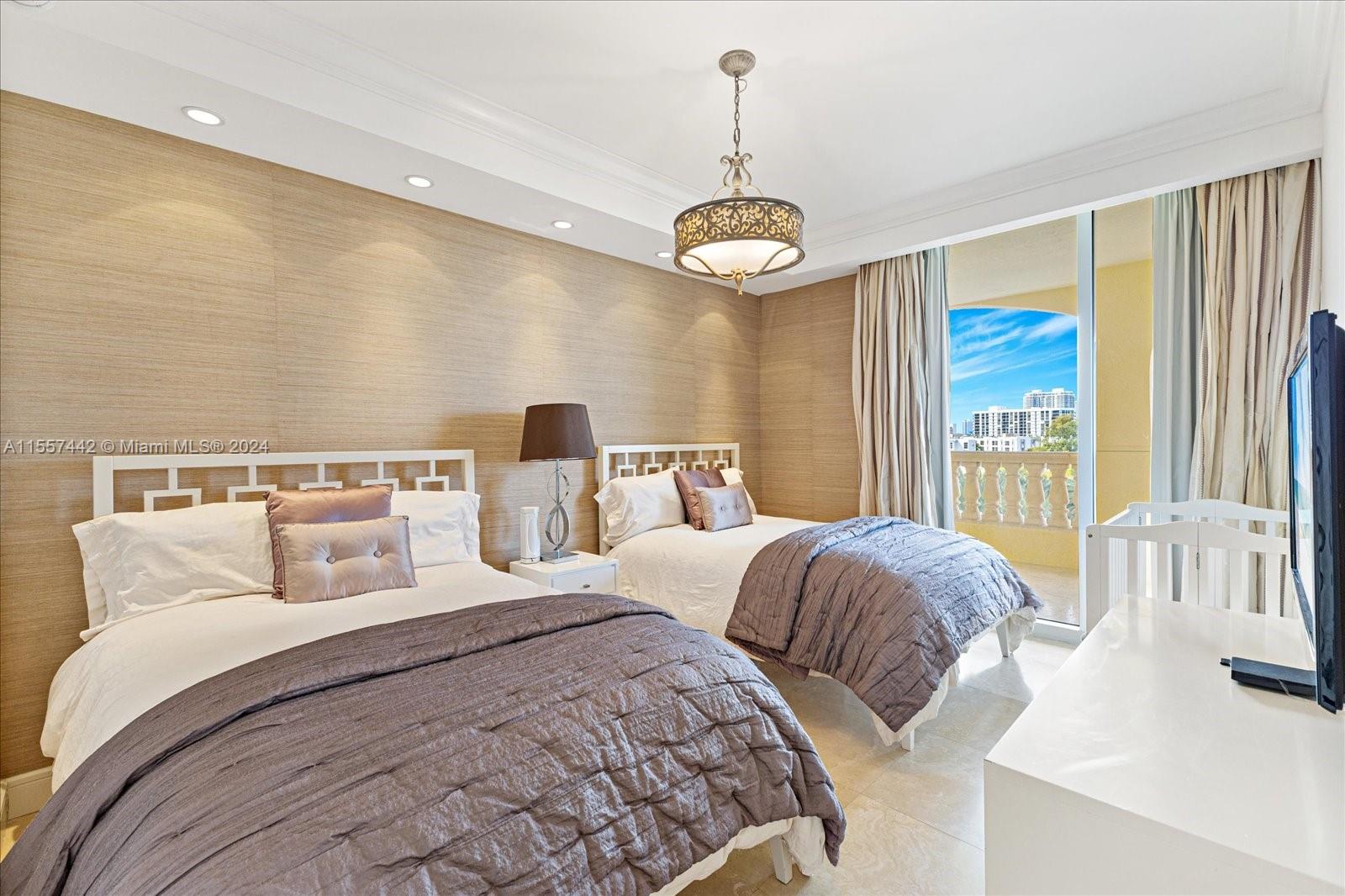 ACQUALINA OCEAN RESIDENCE - Residential