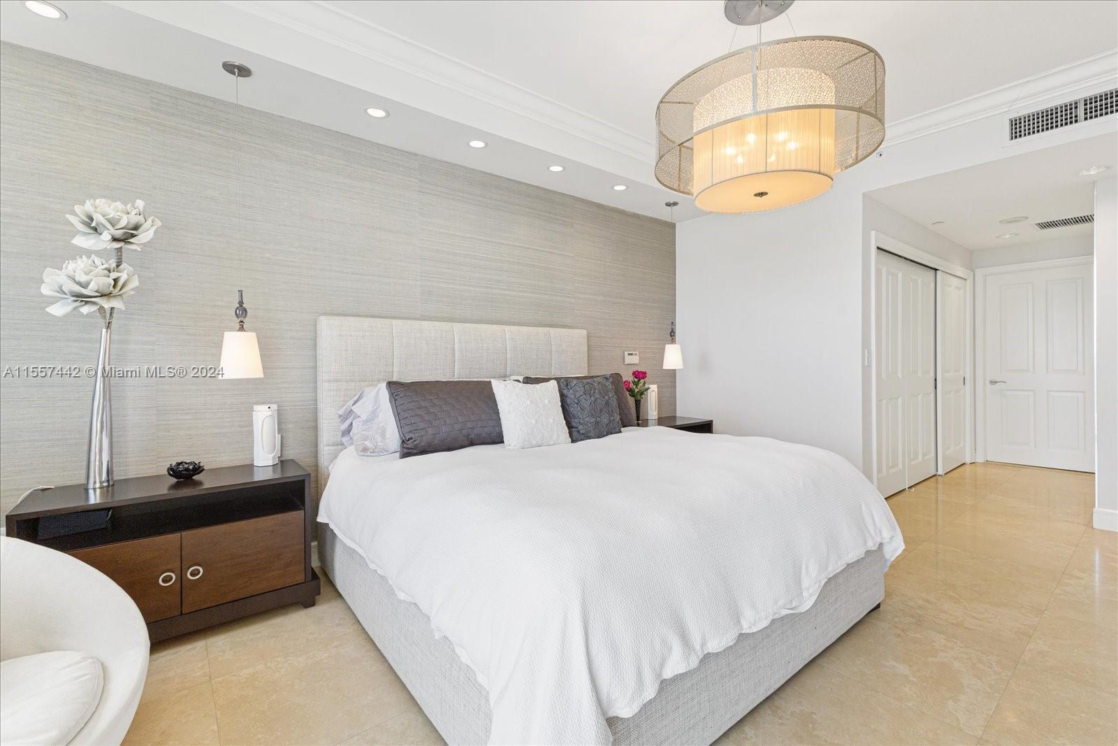 ACQUALINA OCEAN RESIDENCE - Residential