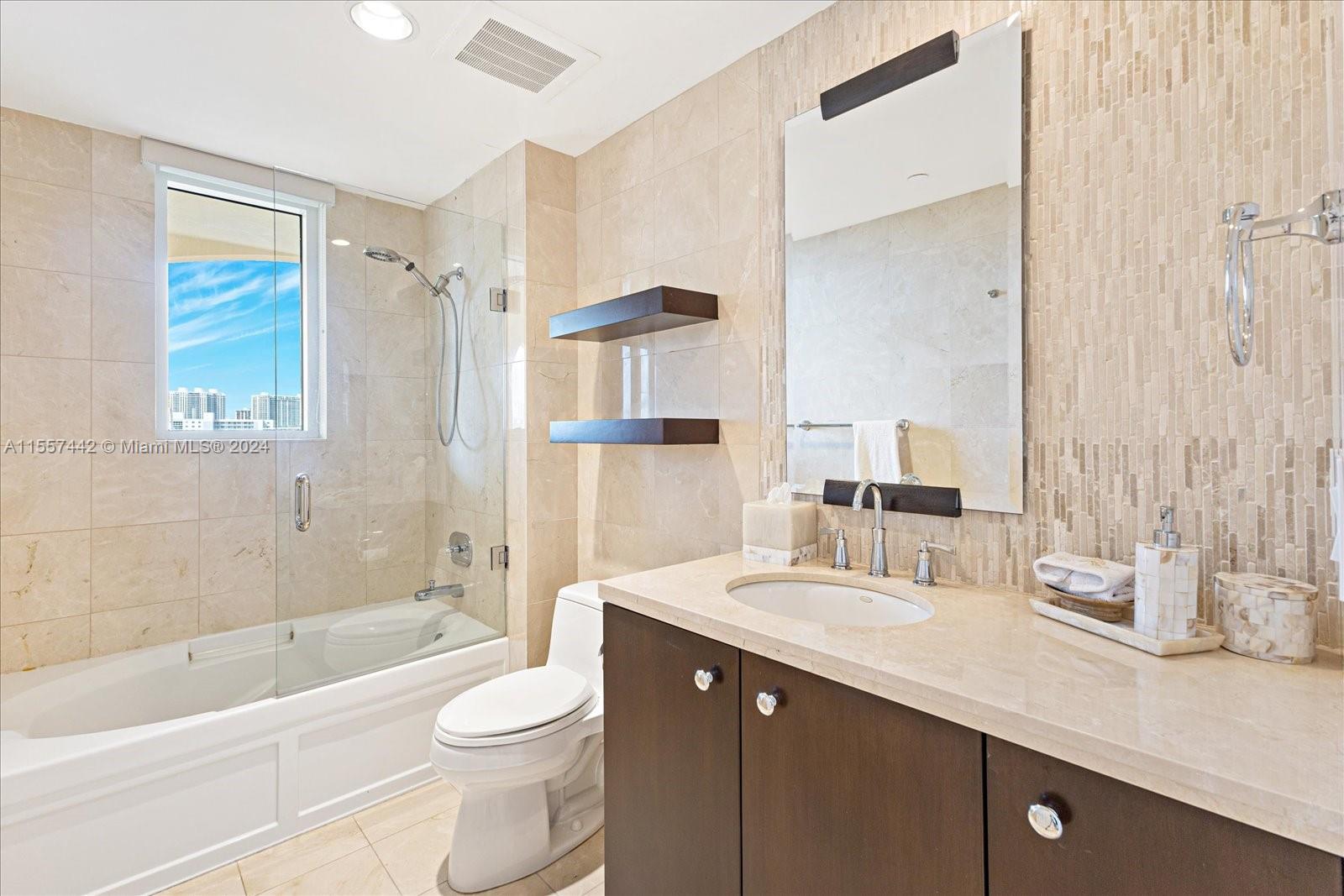 ACQUALINA OCEAN RESIDENCE - Residential