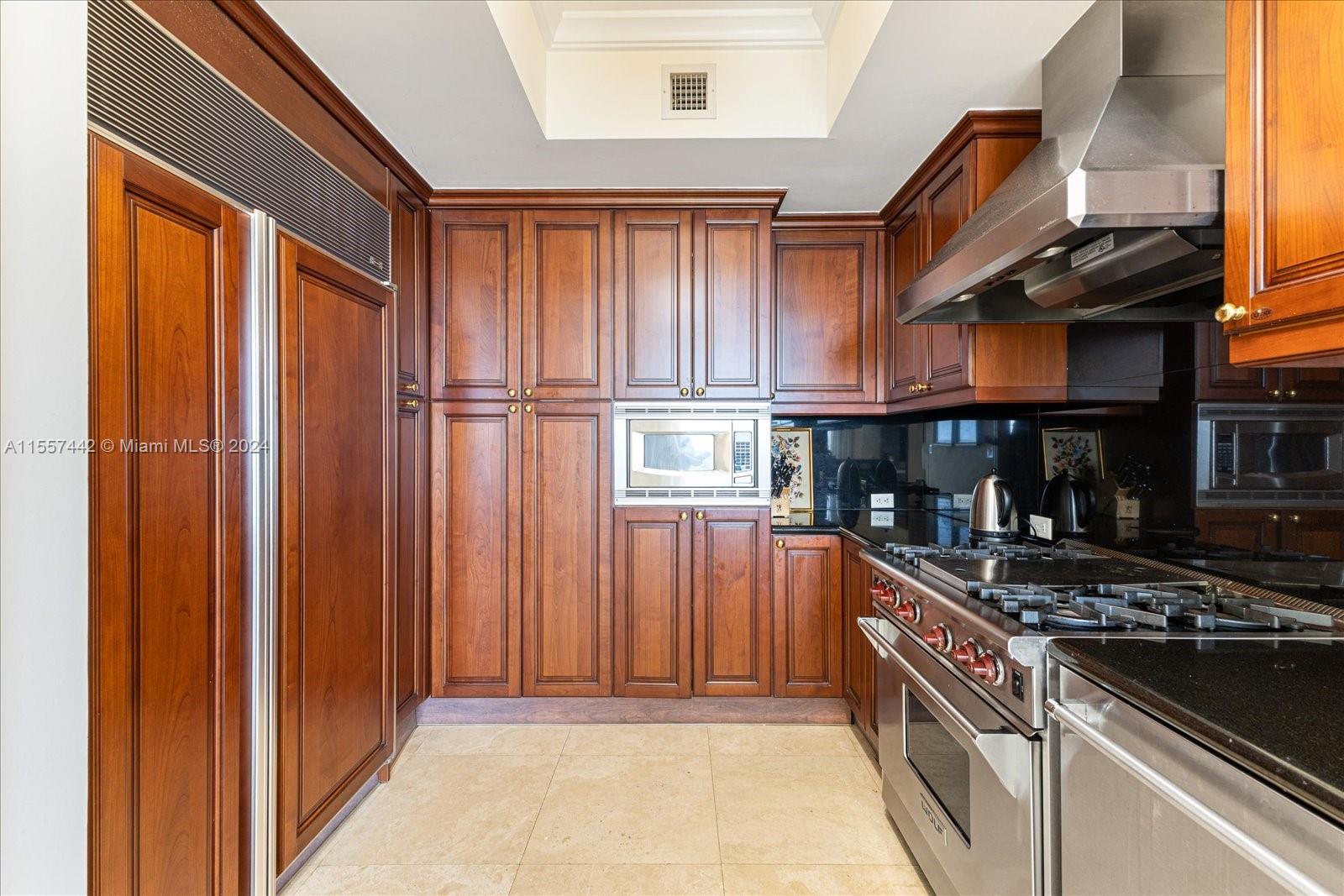 ACQUALINA OCEAN RESIDENCE - Residential