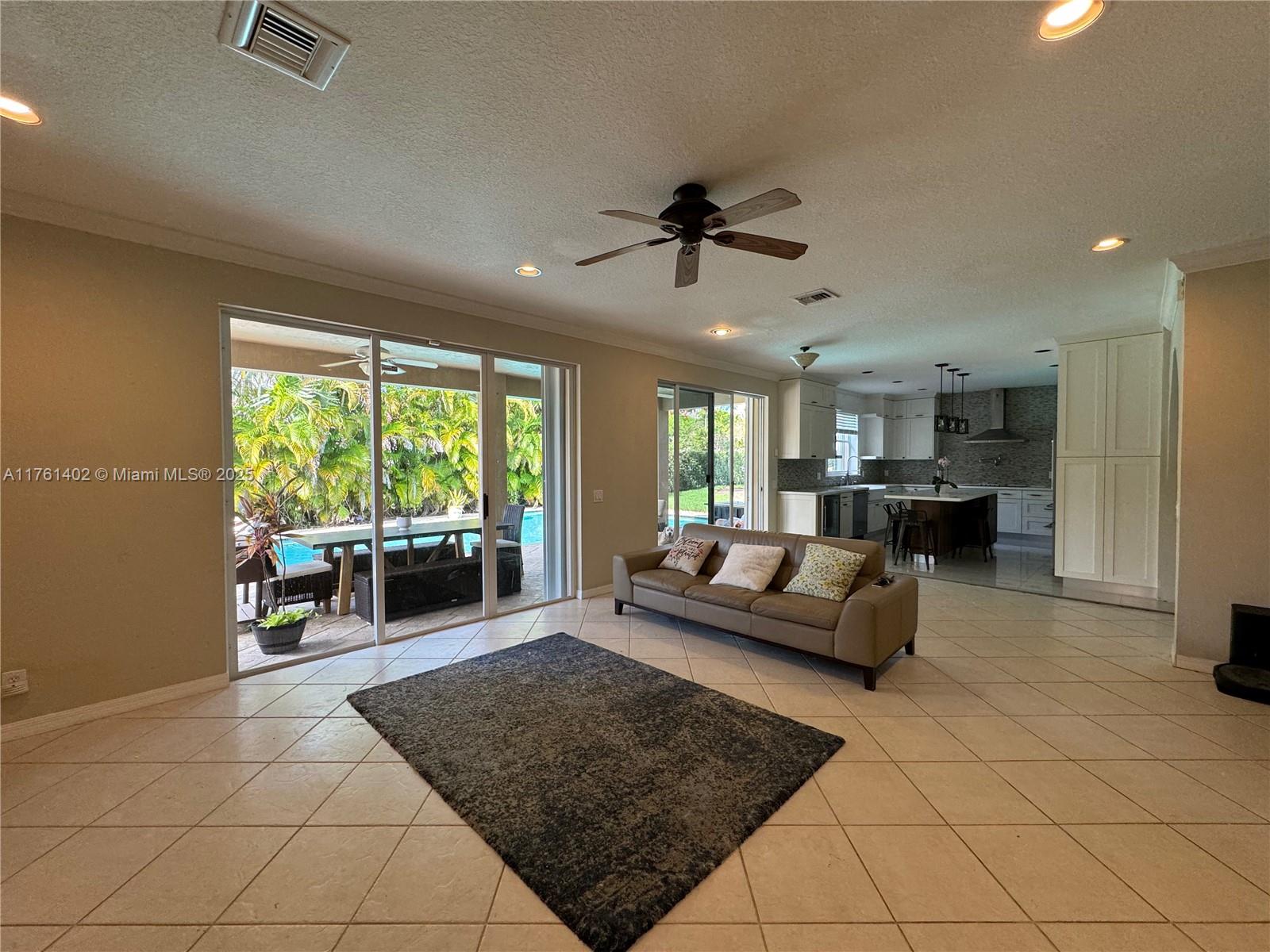 SECTOR 2-PARCELS 1 2 3 4 - Residential