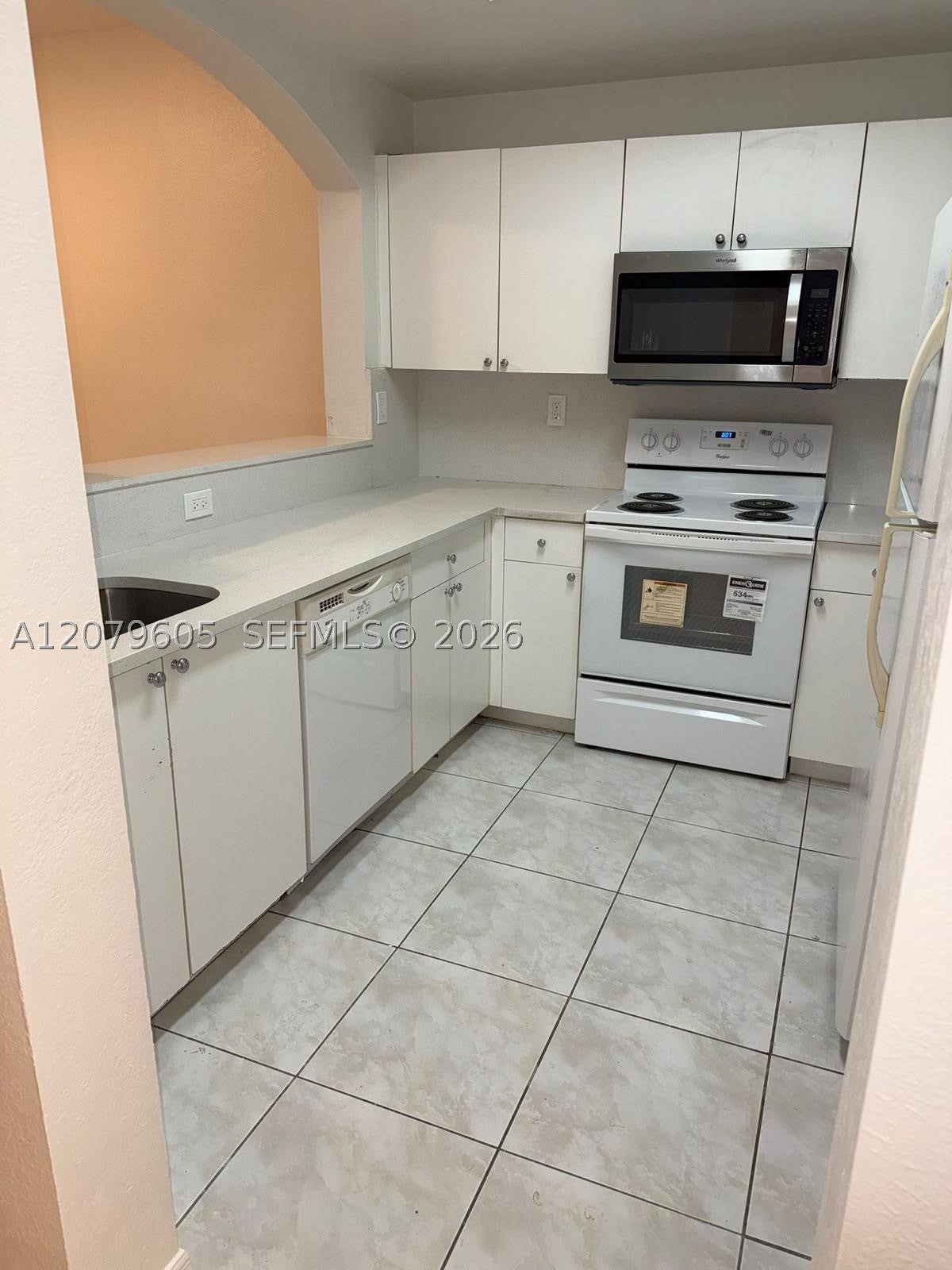 8956 W Flagler St 208